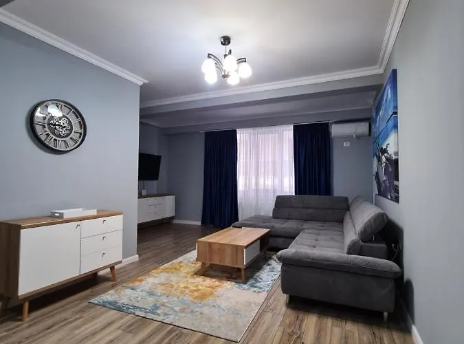 Solid Residence Mamaia